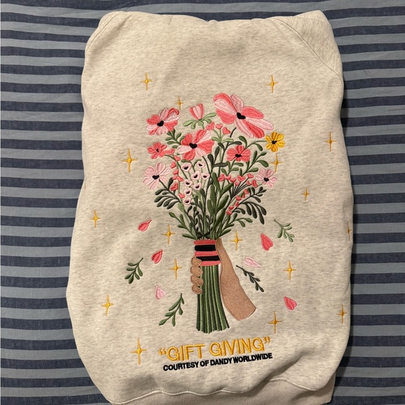 Dandy Worldwide Inc Tops - Dandy Worldwide Gift Giving Hoodie